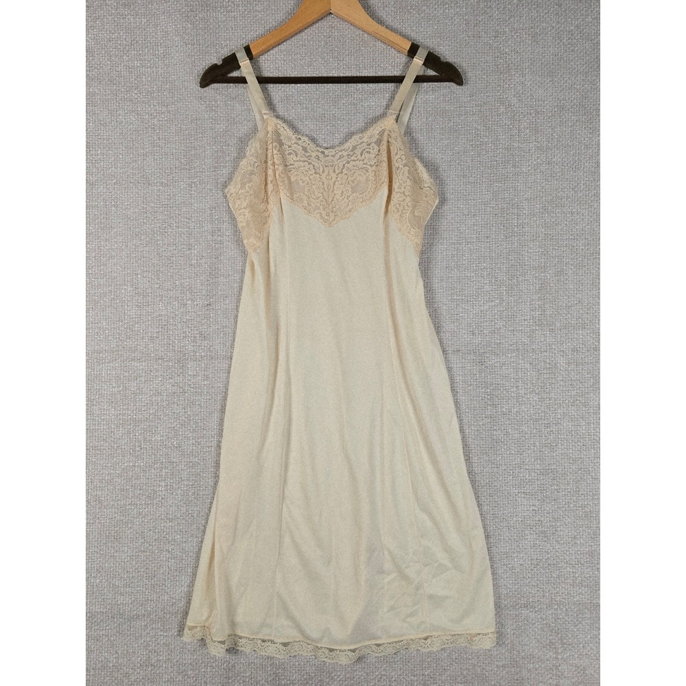 Wonder‎ Maid Vintage Ivory Lace Trim Full Slip Antron Nylon 2910A Size 34